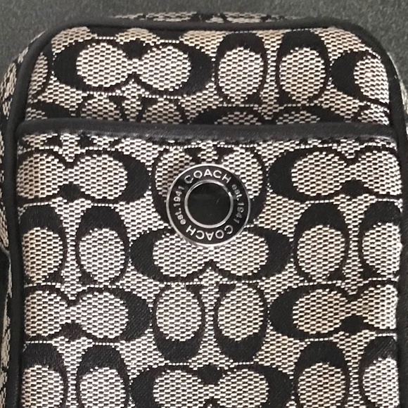 Coach Black/Gray Signature C Canvas Leather Wristlet Mini Pouch - Picture 14 of 16